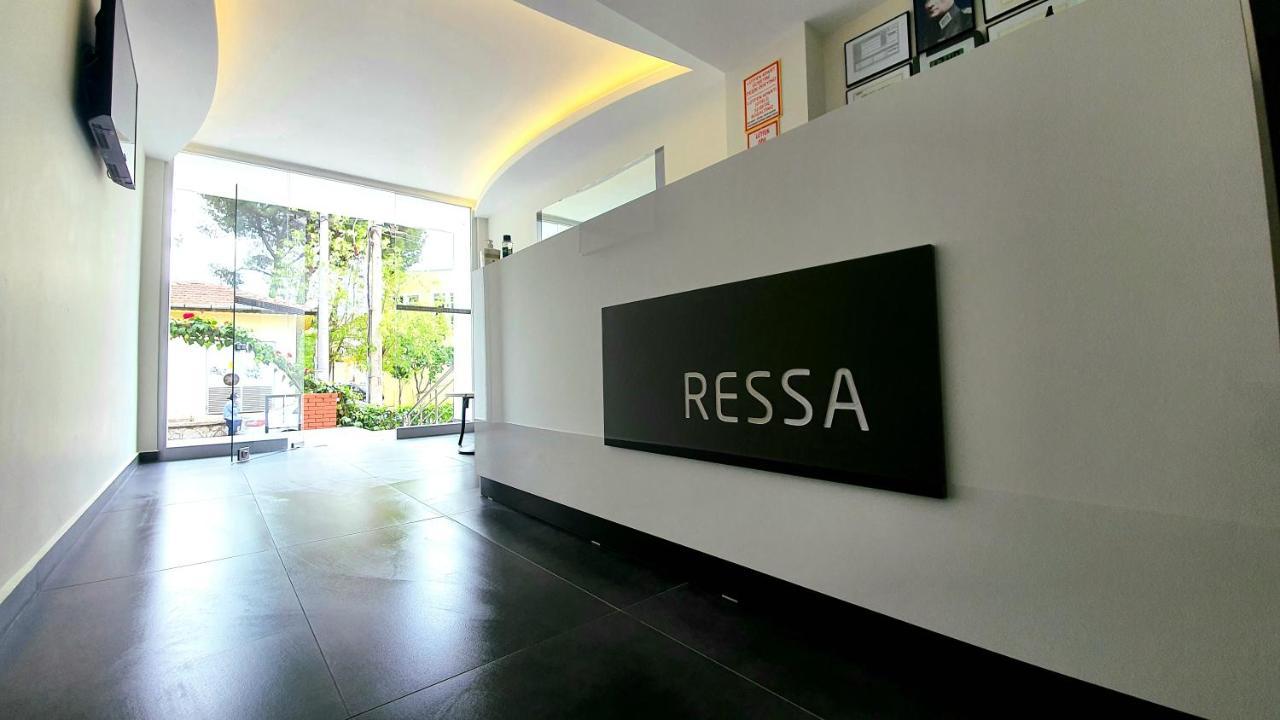 Ressa Apart 马尔马里斯 外观 照片