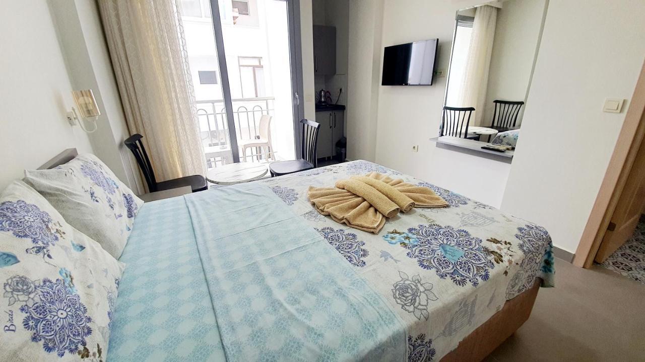 Ressa Apart 马尔马里斯 外观 照片
