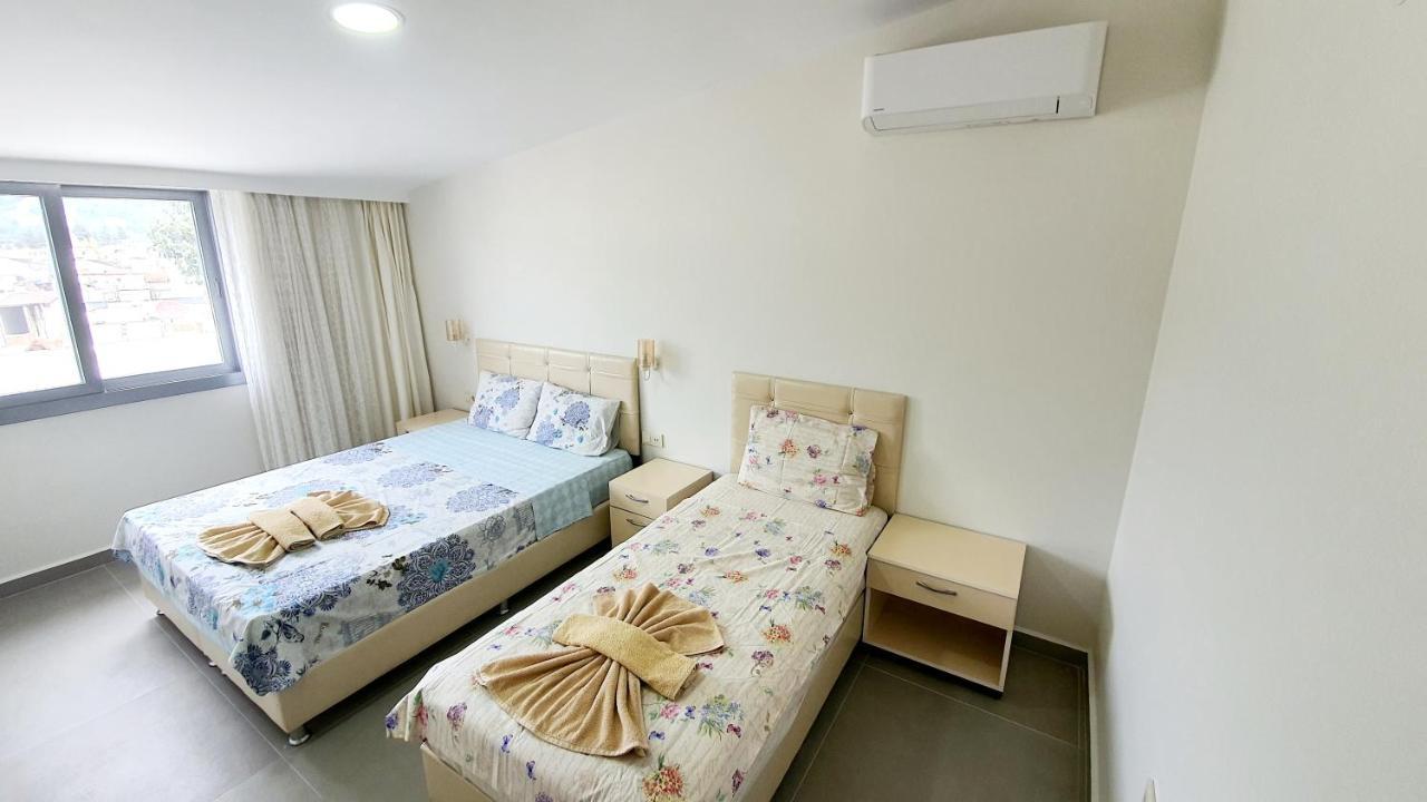 Ressa Apart 马尔马里斯 外观 照片