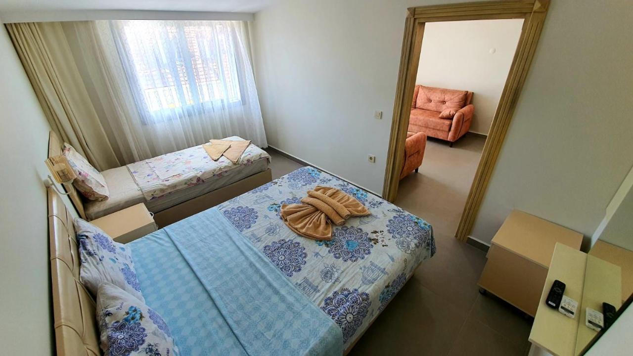 Ressa Apart 马尔马里斯 外观 照片